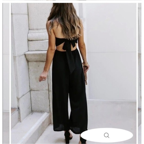 NWOT VICI Dolled Up Wide Leg Open Back Cut Out Strapless Black Jumpsuit - Picture 3 of 8